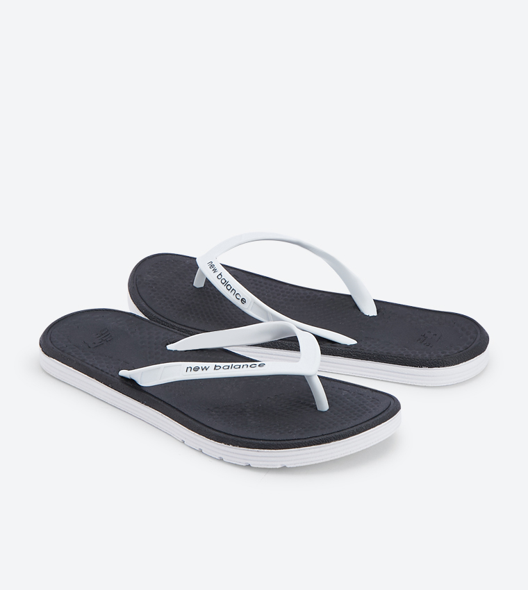 Round Toe Flip Flops - White W6076WBK