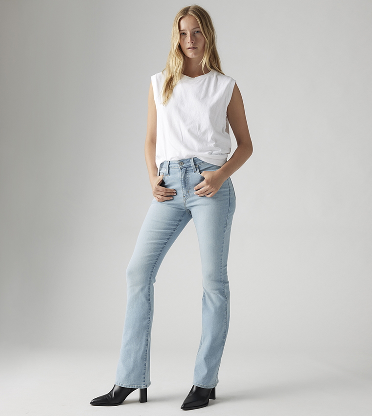 725 High Waist Bootcut Jeans