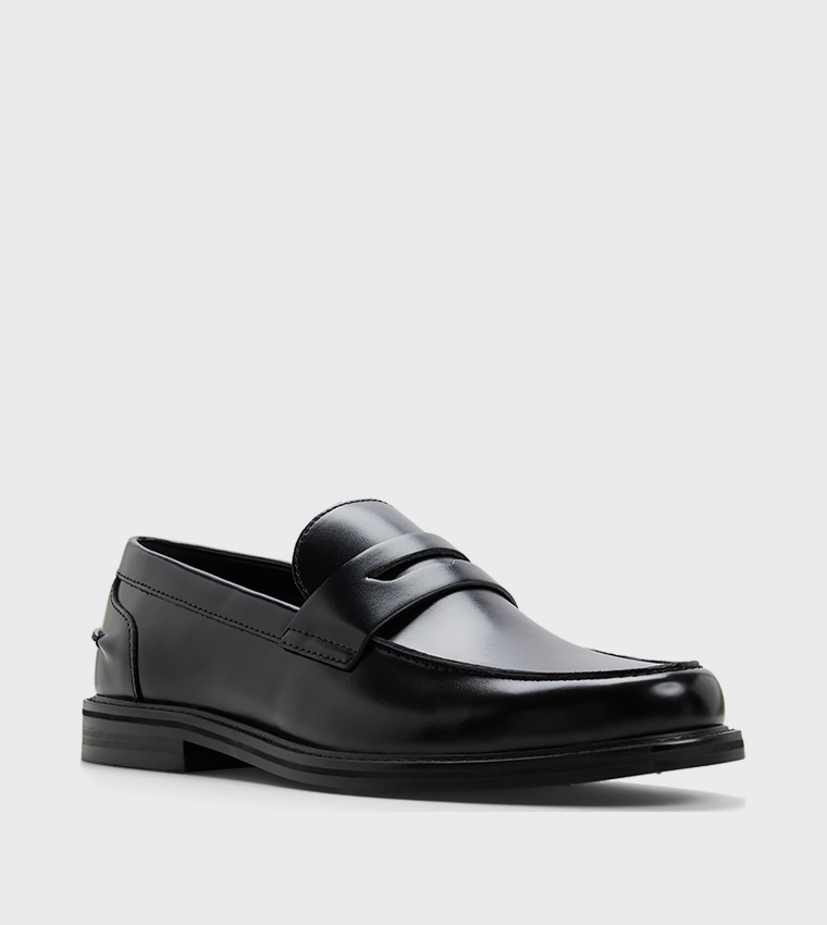 WESTLAKE Solid Loafers