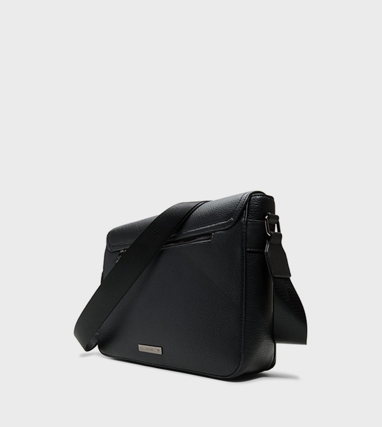 WIGOAND Logo Detail Messenger Bag