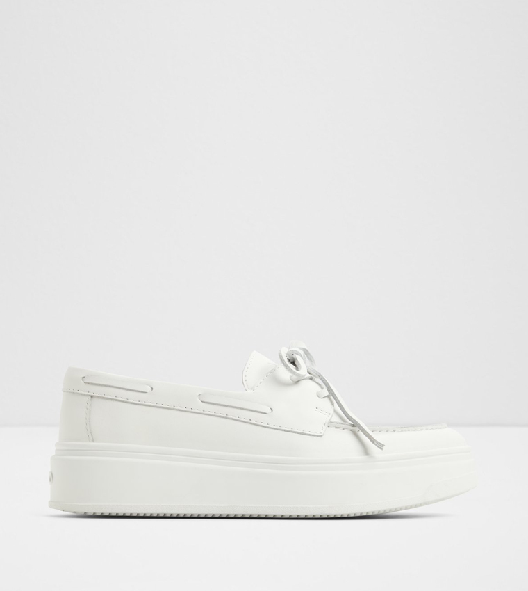 WILDBREEZE Textured Boat Shoes