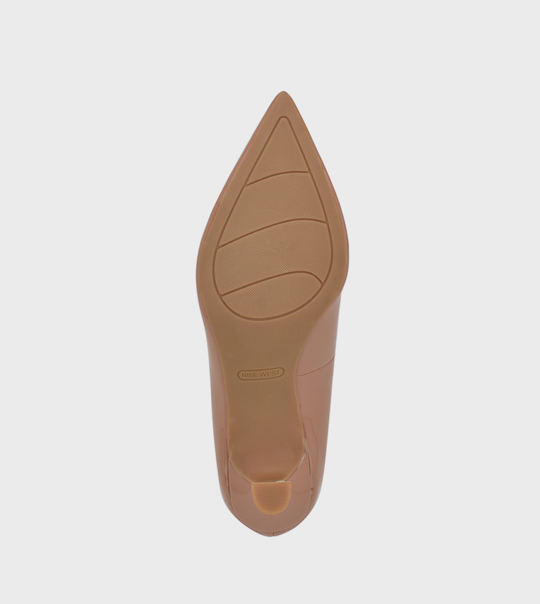 AIMZA Pointed Toe Heel Pumps