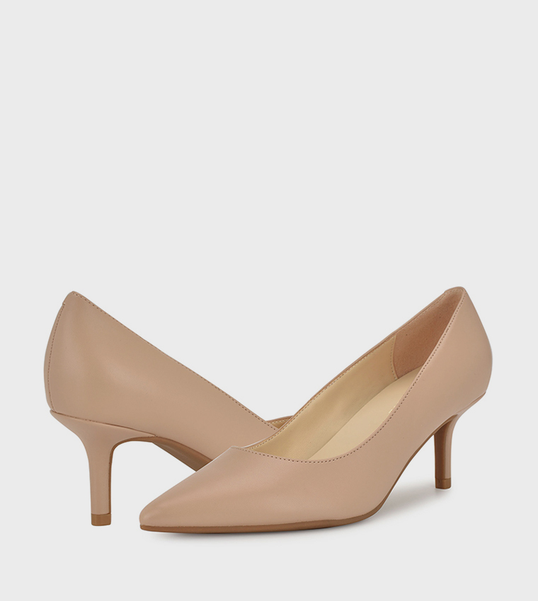 ARIAL Pointed Toe Pumps