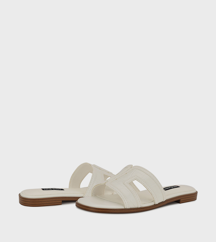 DARLINE 3 Cut-Out Flat Sandals