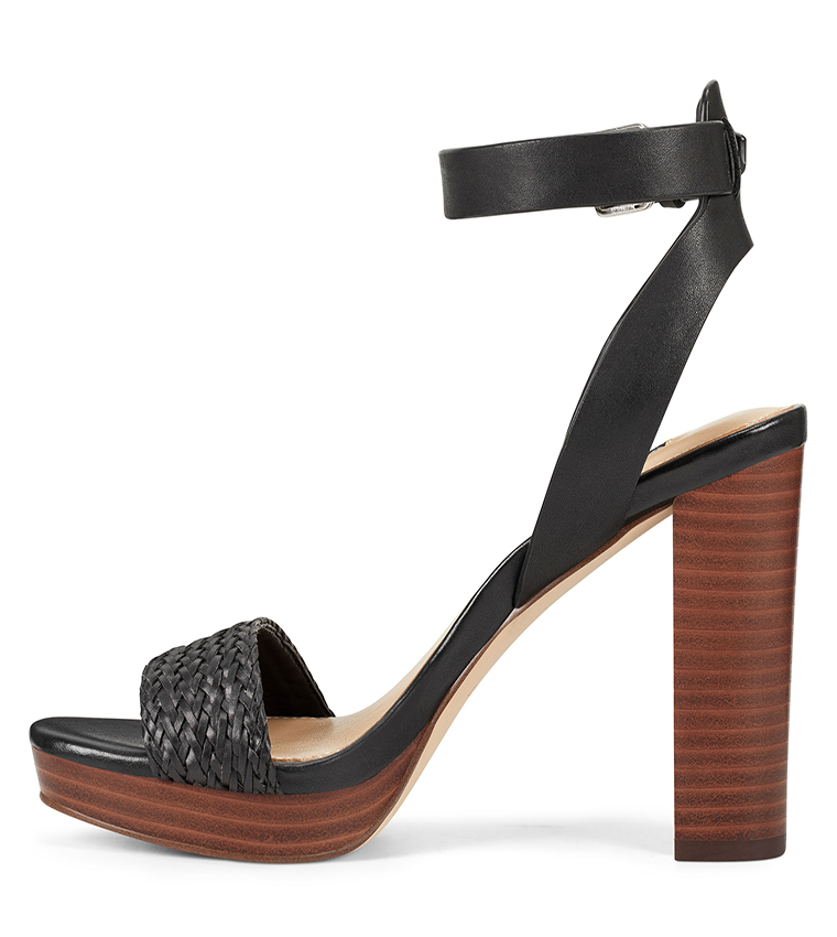 Nine west best sale black sandals