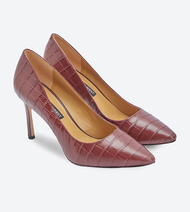 Emmala pointy toe on sale pumps