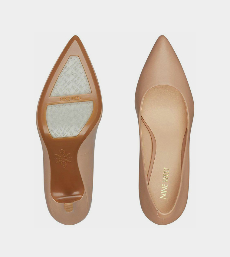 FIFTH Pointed Toe Heel Pumps