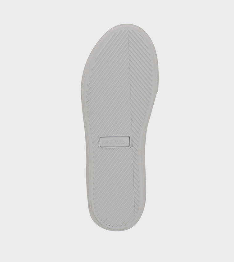 GATSPY Lace-Up Sneakers