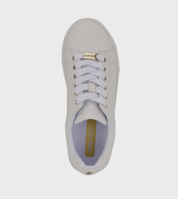 GATSPY Lace-Up Sneakers