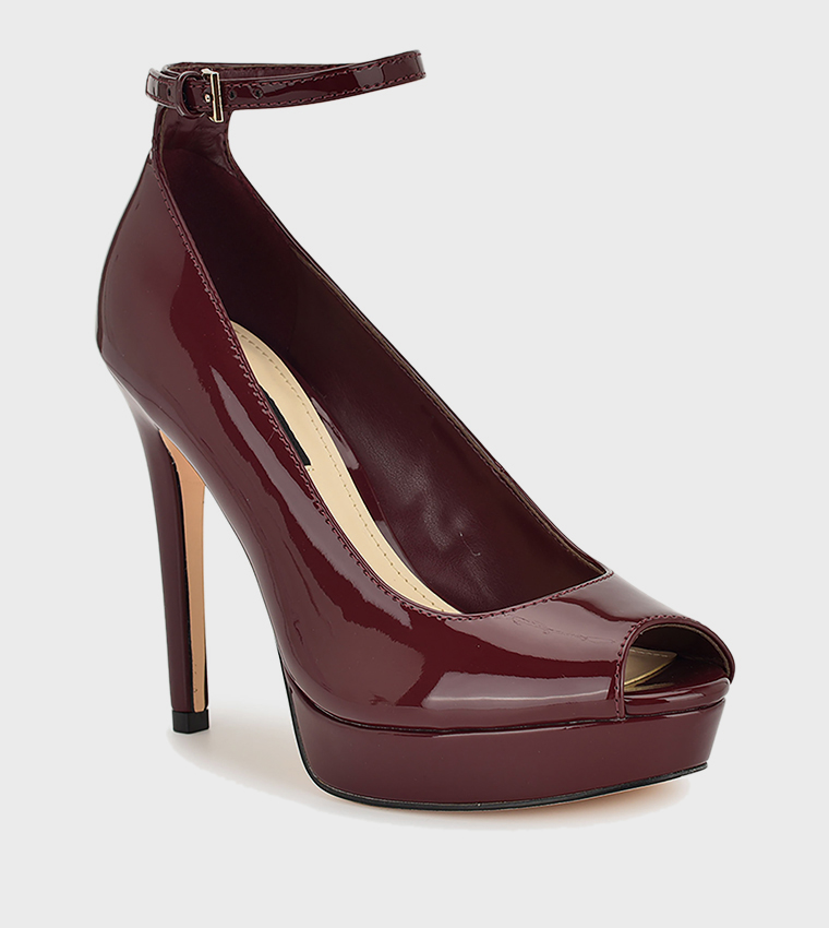 HINKO Glossy Ankle Strap Pumps