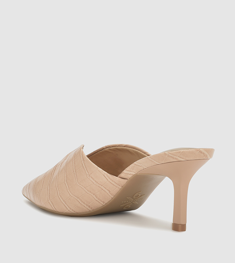 KAPPS9X9 Textured Heeled Mules
