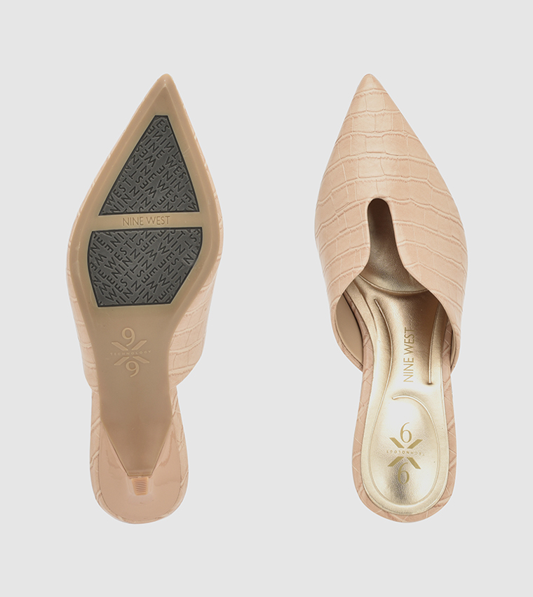 KAPPS9X9 Textured Heeled Mules