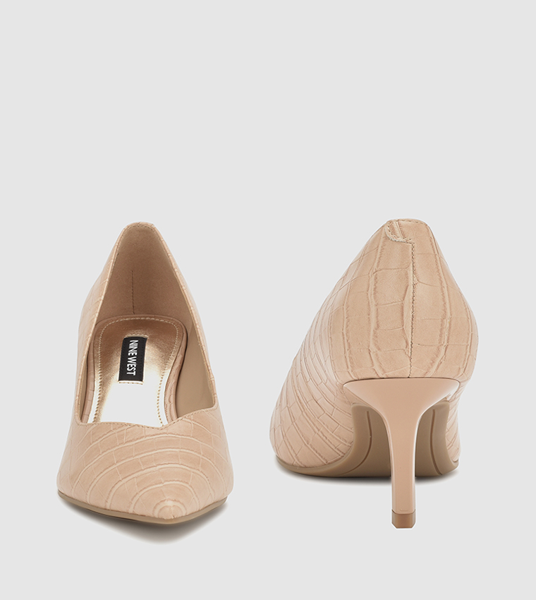 Nine west light pink pumps shop
