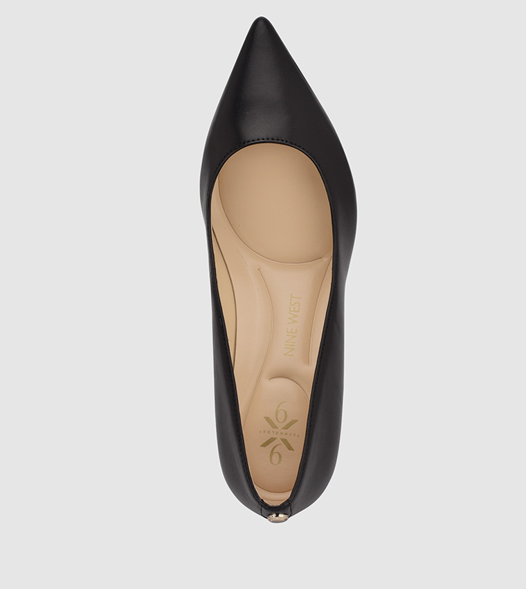 Kuna9X9 Pointed Toe Kitten Pumps