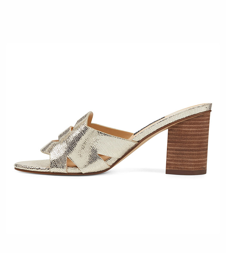 Wnnevaehss20Gold Leather Sandals
