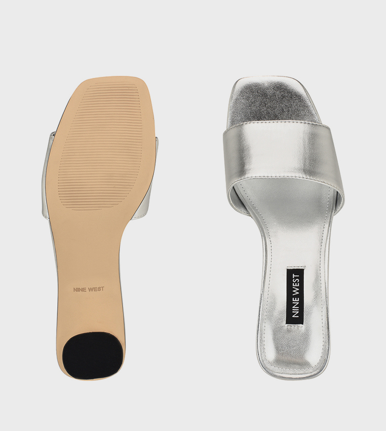 PAIRE Block Heel Sandals