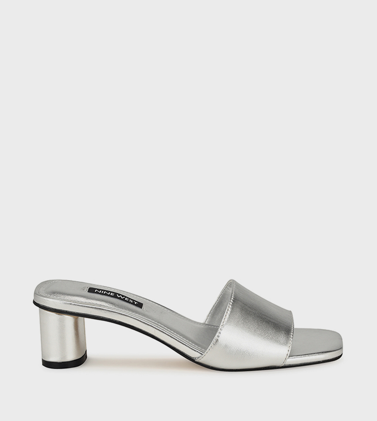 PAIRE Block Heel Sandals
