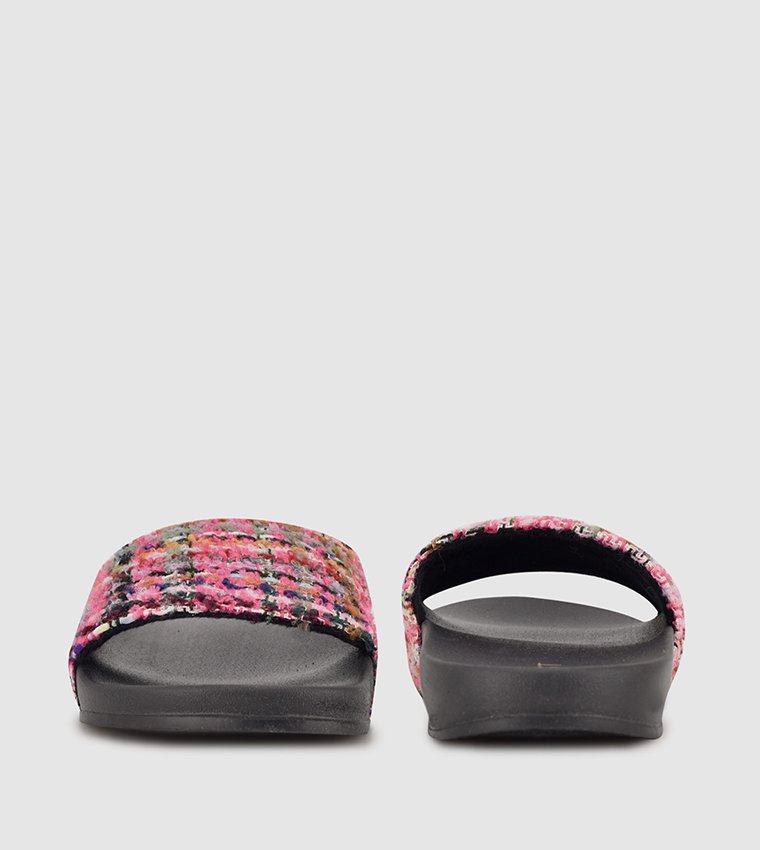 Textured Flat Slide Slipper