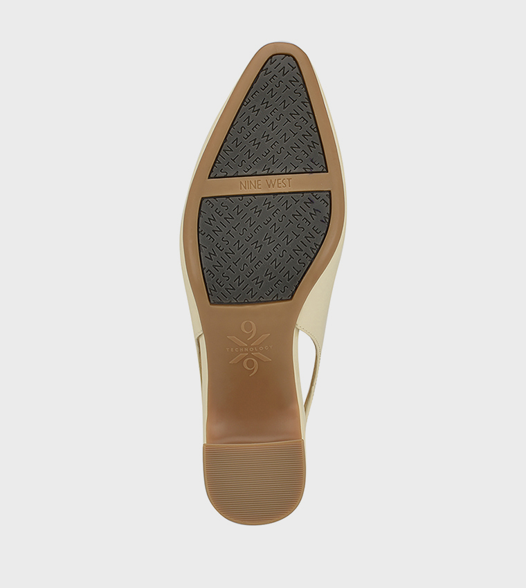 SINEAD Glossy Slingback Pumps