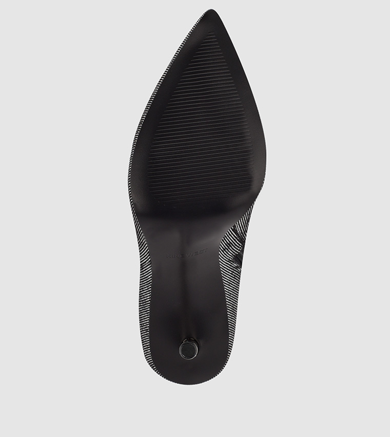 Tryin Pointed Toe Stiletto Ankle Boots