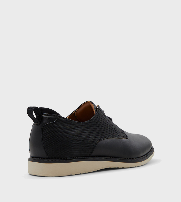 WOLFE Lace-Up Derby Shoes