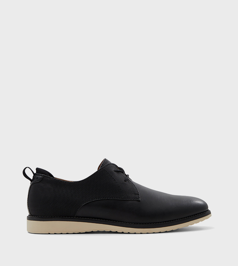 WOLFE Lace-Up Derby Shoes