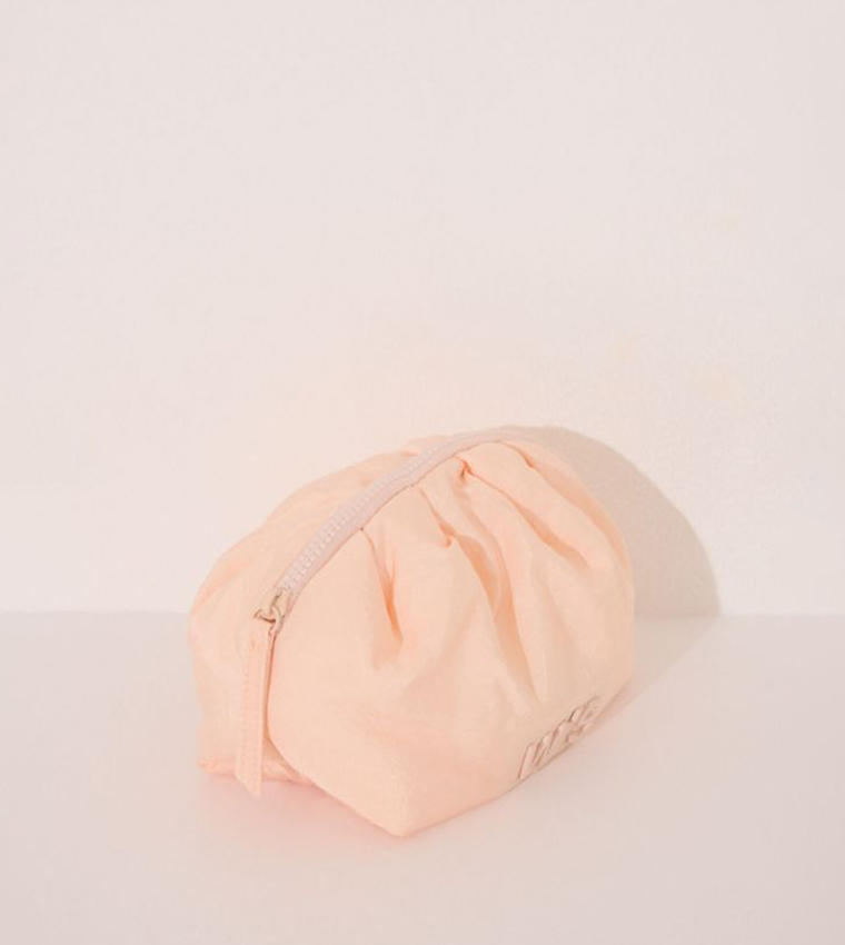 Textured Zip-Closure Nylon Toiletry Bag