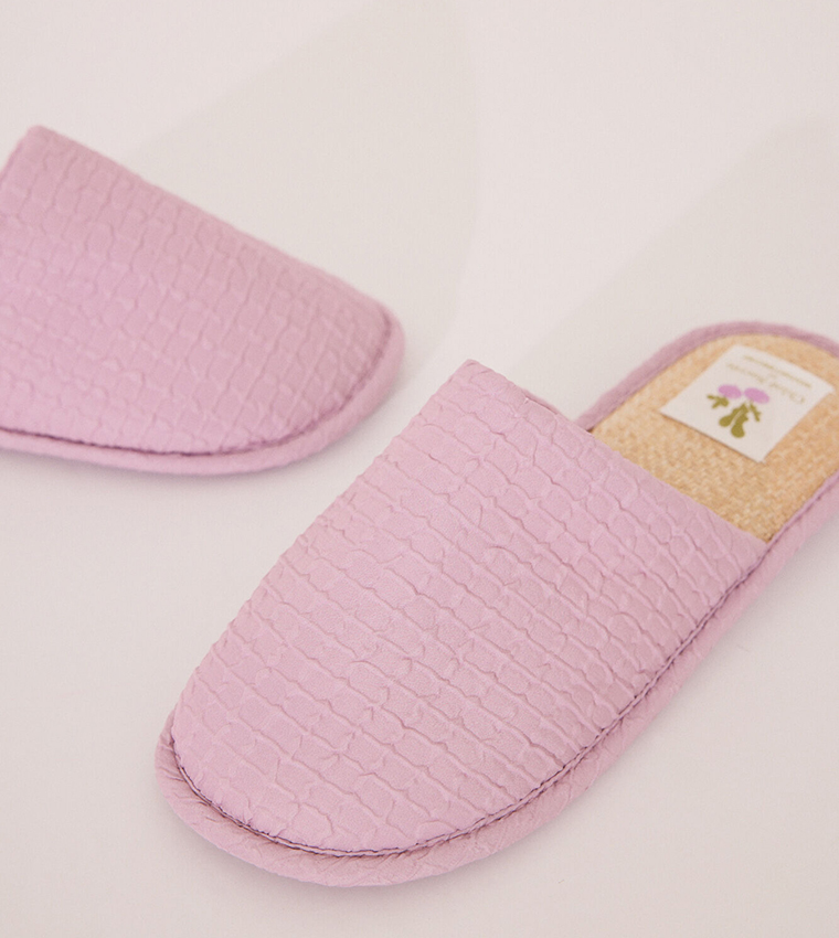 Textured Bedroom Slippers