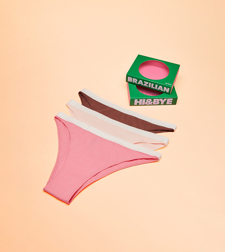 مجموعة من ثلاثة سراويل داخلية برازيلية