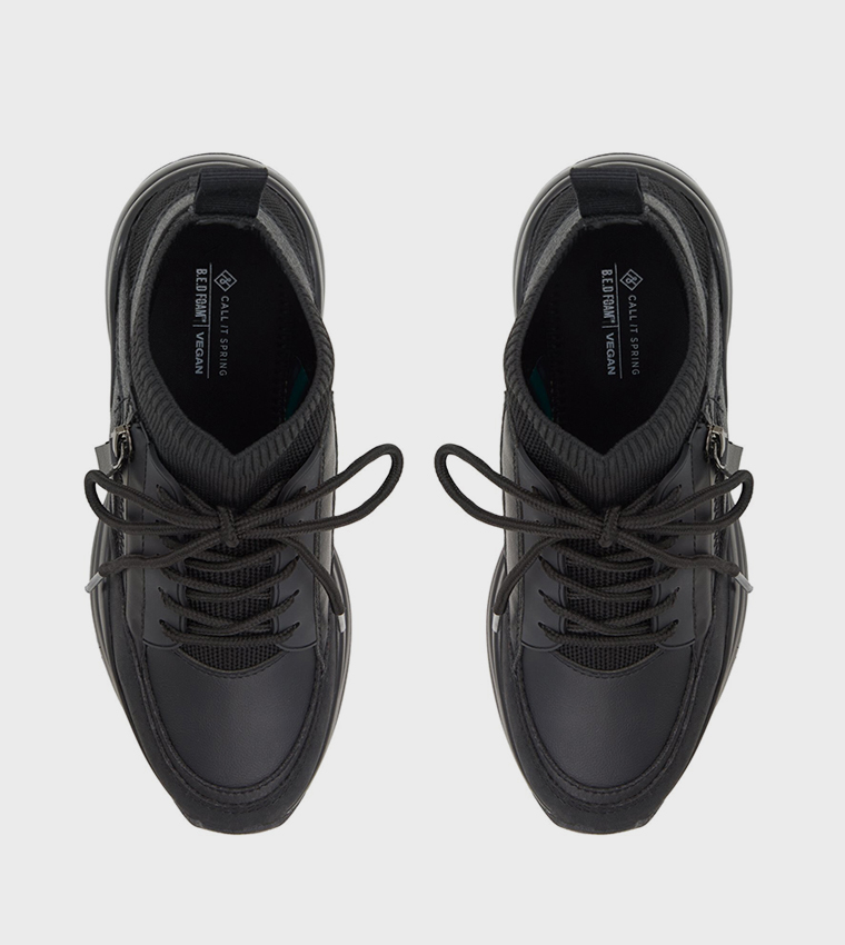 WYSTERIA Round Toe High Top Sneakers