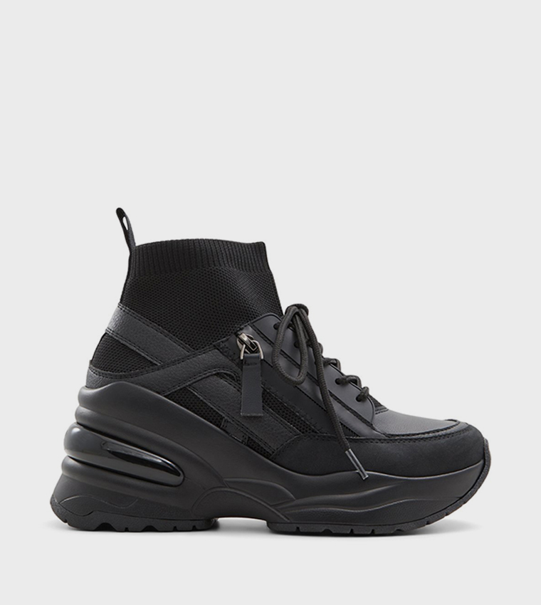 WYSTERIA Round Toe High Top Sneakers