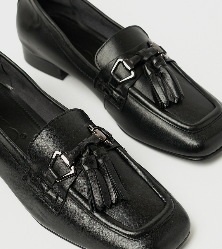 LAKE Textured Tassel Detail Loafers