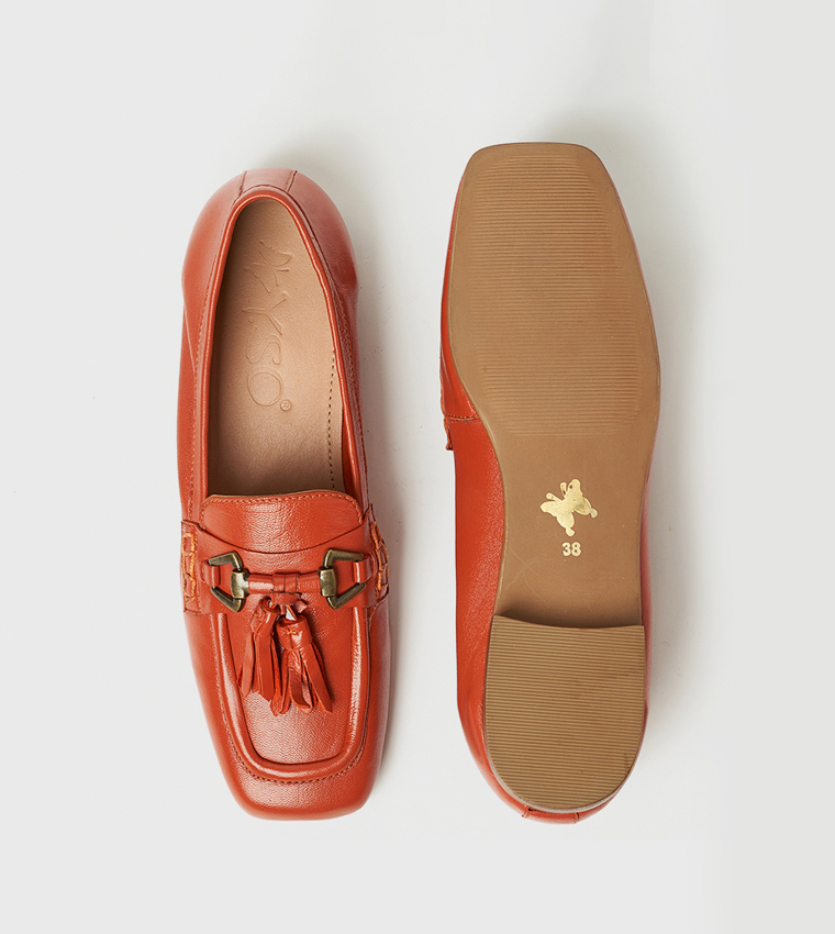 حذاء ميدو لوفر منقوش  