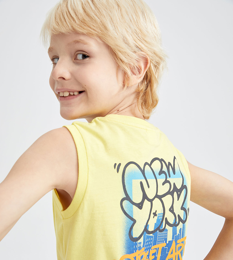 Sleeveless t shirt store for boys