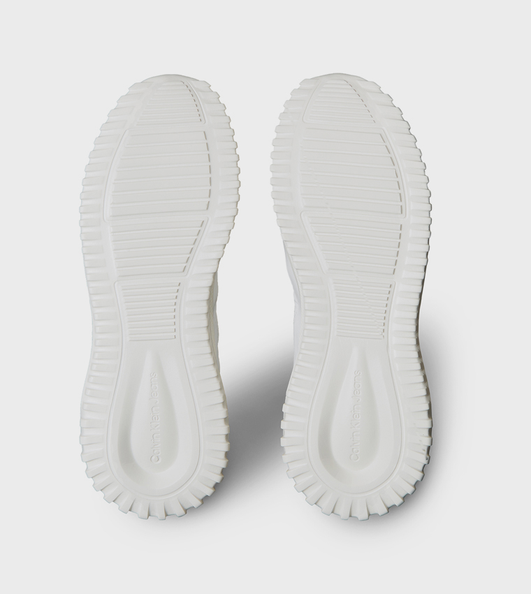 سنيكرز جري إيفا بمقدمة مستديرة