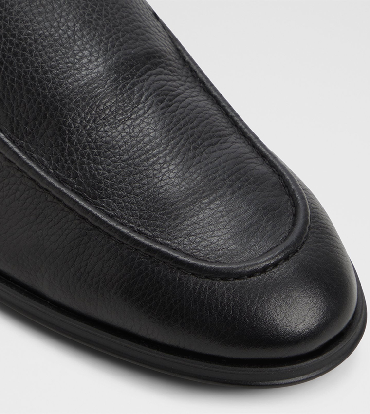 ZACCARY Textured Loafers