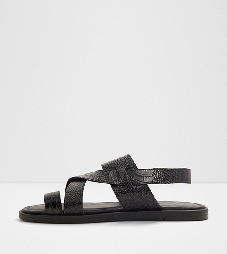 ZAINO Textured Fisherman Sandals