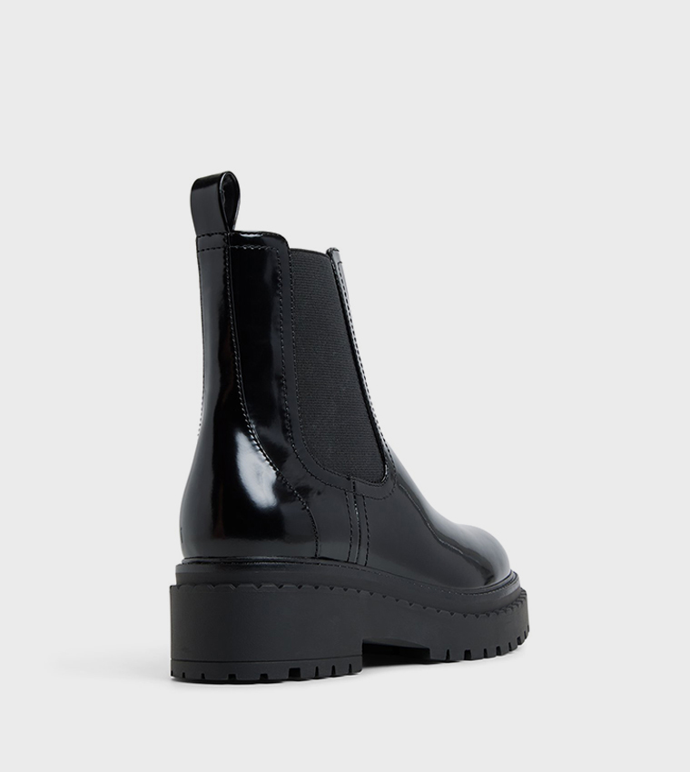 ZAYRA Chunky Chelsea Boots