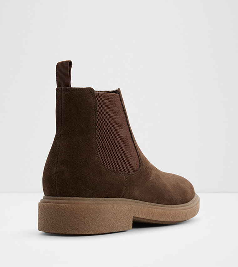 بوت تشيلسي بمقدمة دائرية