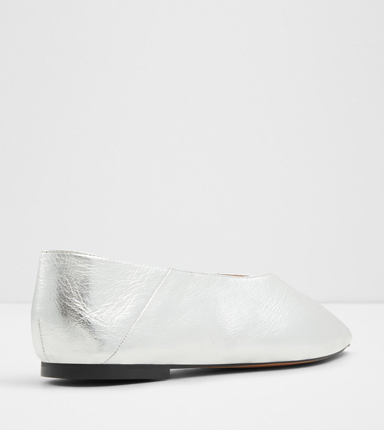 ZOLISSA Pointed Toe Slip-Ons